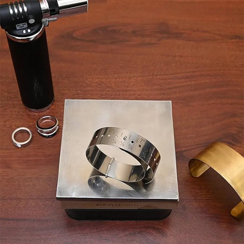 Jewelers Tool Used to Measure Wrist Sizes, HH-RB01